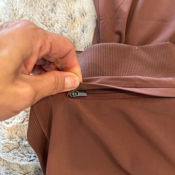 Athleta Brooklyn Ankle Pant Size 8 - Picture 4 of 6